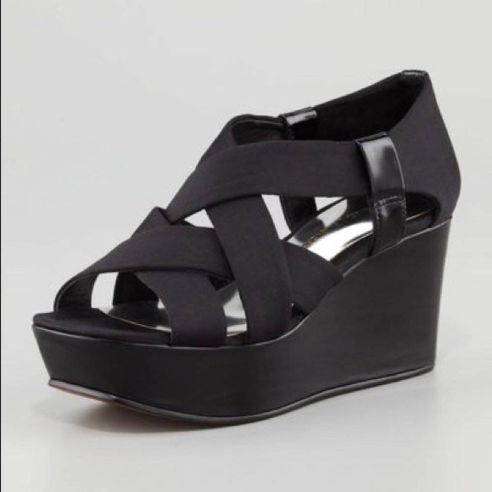 Donald J.  Pliner Amalfi Elastic Mid-Wedged Sandal